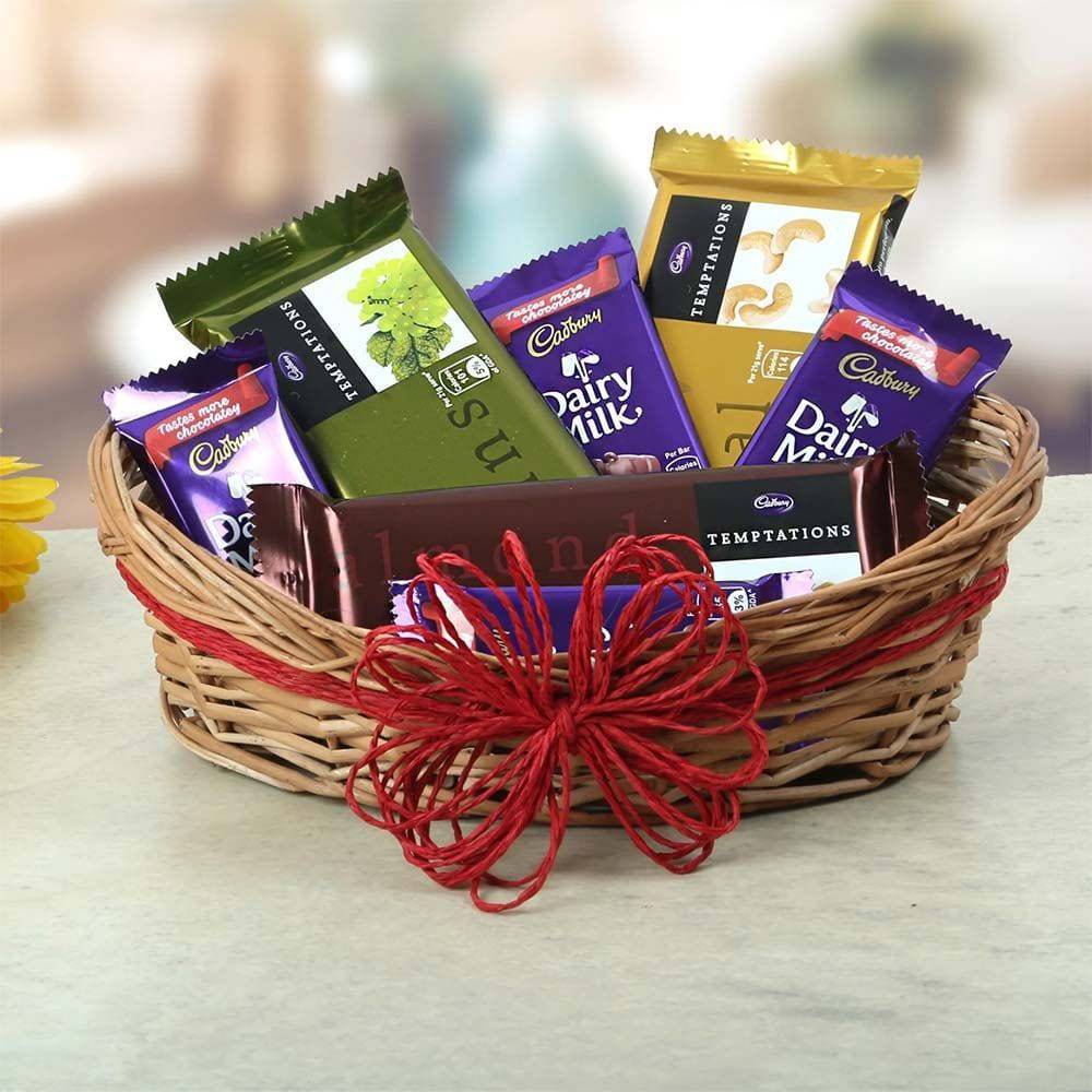 Order Diwali Sweets Online – Share the Joy of Festivities with YuvaFlowers