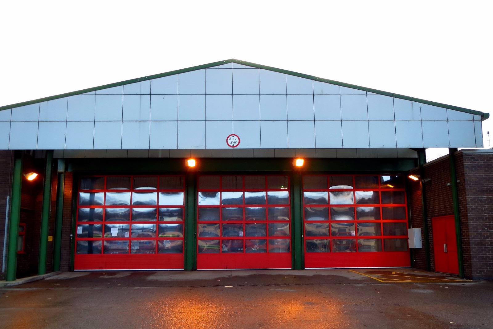 Modern Garage Door Repair Techniques Ensuring Smooth Secure Operation Performance